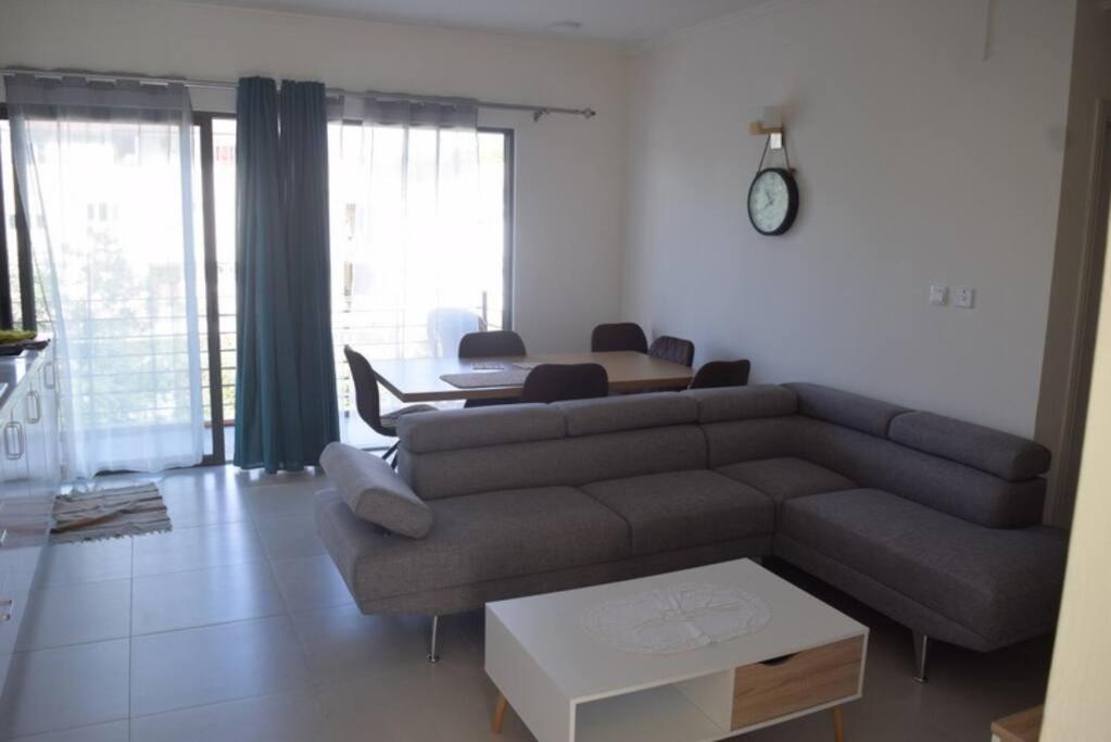 Westside Holidays Flic En Flac Beach Extérieur photo