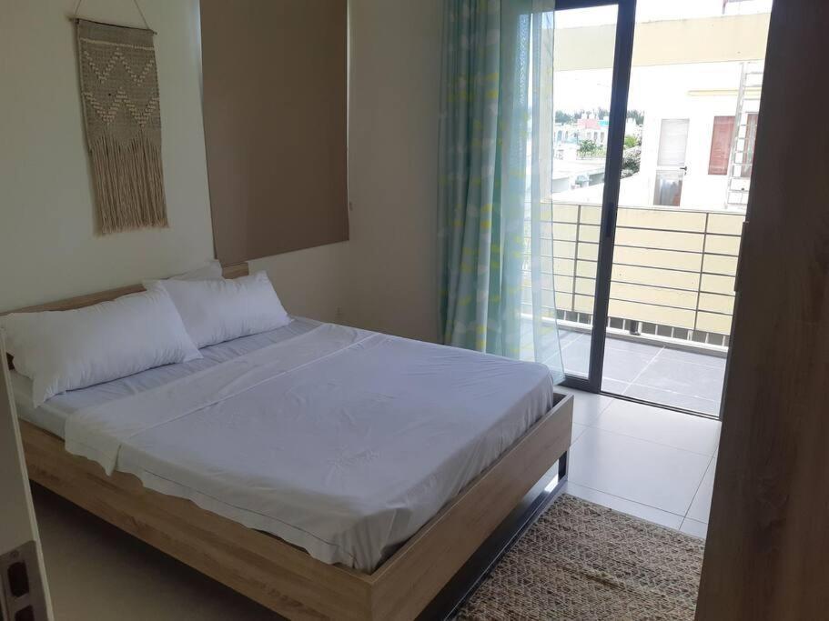 Westside Holidays Flic En Flac Beach Extérieur photo
